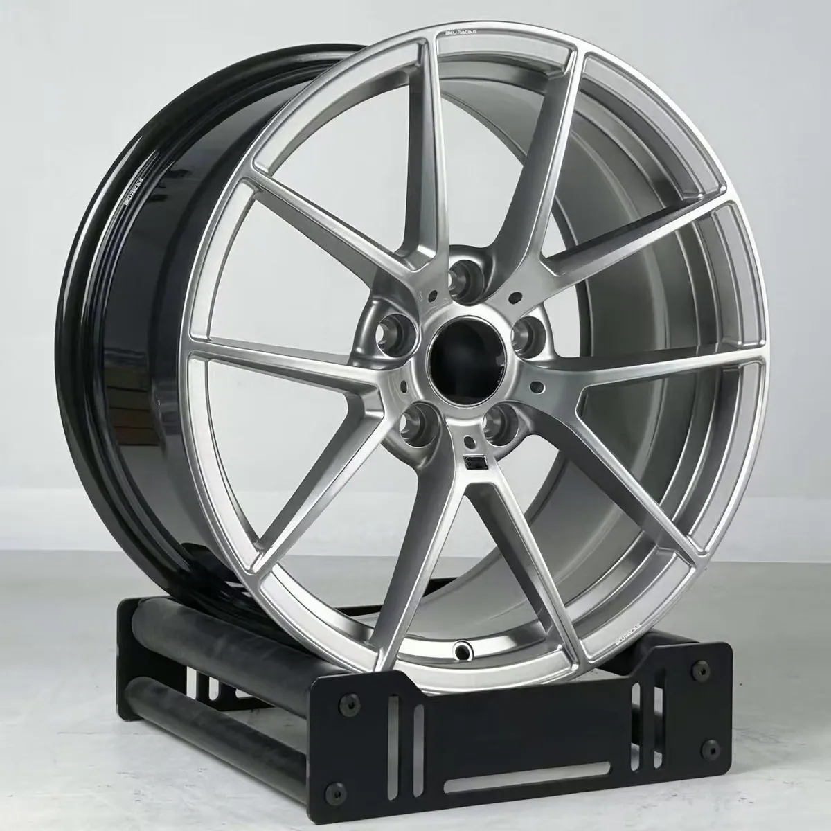 JG One Piece Forged Alloy Wheels Gloss Black Powder Coating Diamond Cut Machined Face  for BMW Mercedes Audi Performance Car forged wheel